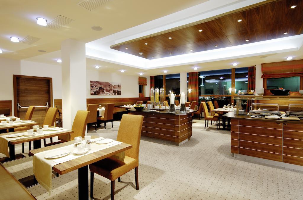Hotel Rundeck Sankt Anton am Arlberg Restaurante foto